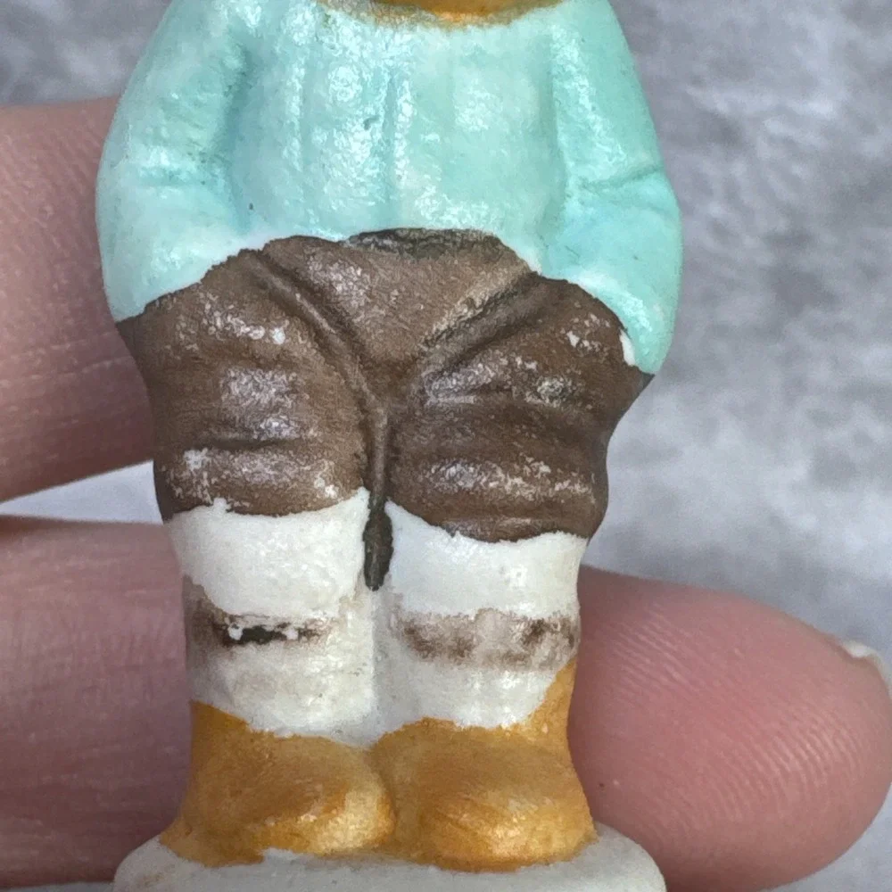 VTG 1986‎ House of Lloyd Christmas Village Child   2.5
